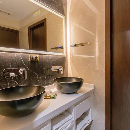 Hera Con Piscina Privata Holiday home *