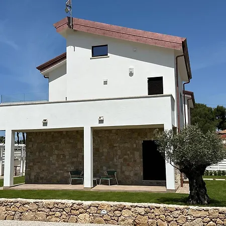 Holiday home Hera Con Piscina Privata