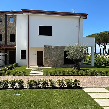 Holiday home Hera Con Piscina Privata