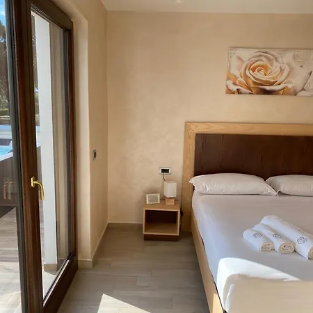 Holiday home Hera Con Piscina Privata